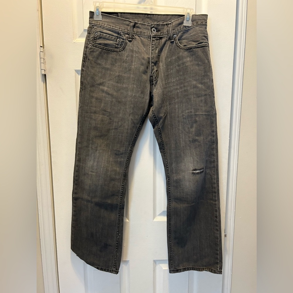 Men’s Levi’s slim straight jeans 33/30